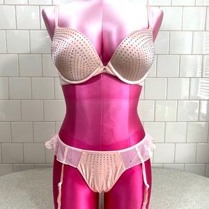 Victoria’s Secret push-up and garter panty set